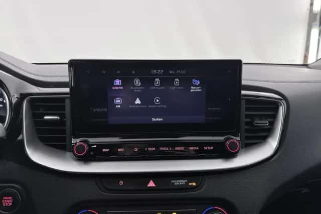 Kia XCeed (2021) thumbnail 17