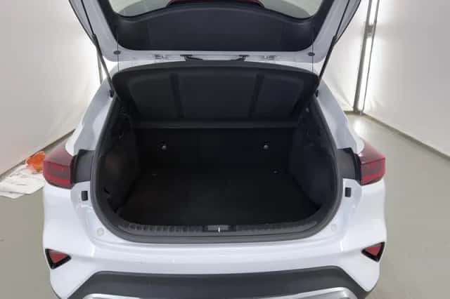 Kia XCeed (2021) thumbnail 32