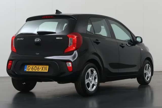 Kia Picanto (2020) thumbnail 2