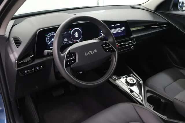 Kia Niro (2023) thumbnail 7