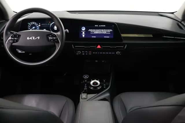 Kia Niro (2023) thumbnail 8