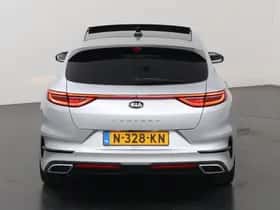 Kia Proceed (2021) thumbnail 4
