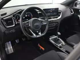 Kia Proceed (2021) thumbnail 7