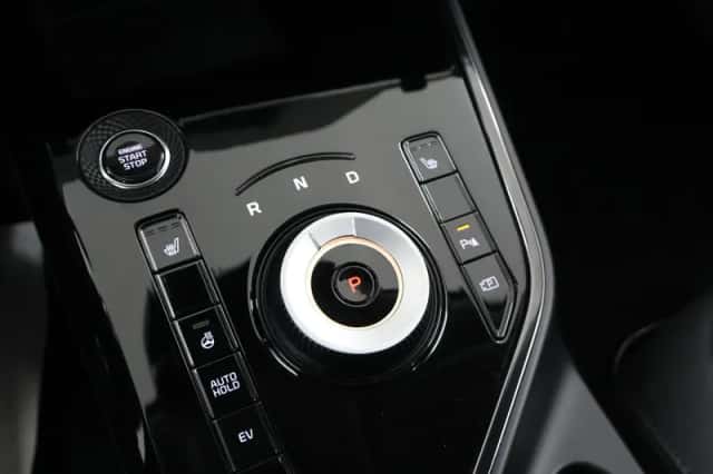 Kia Niro (2025) thumbnail 25