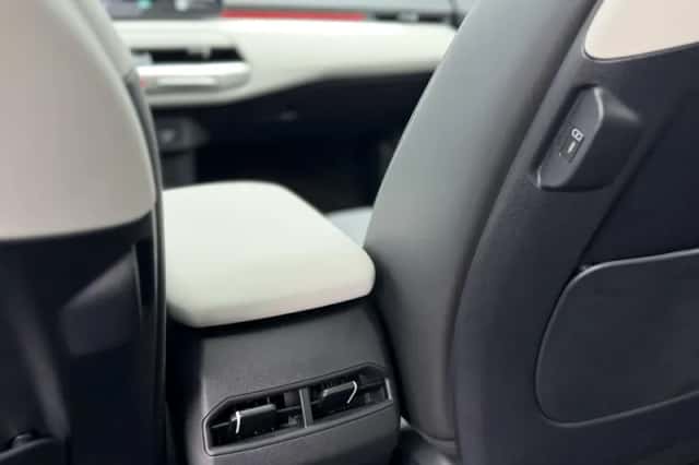Kia EV4 (2025) thumbnail 14
