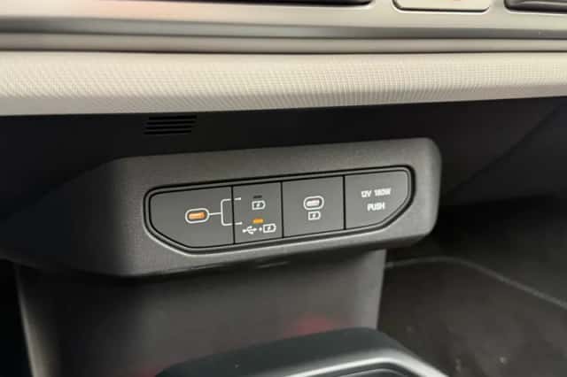 Kia EV4 (2025) thumbnail 29