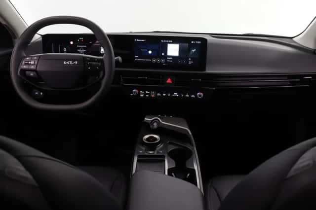 Kia EV6 (2026) thumbnail 8