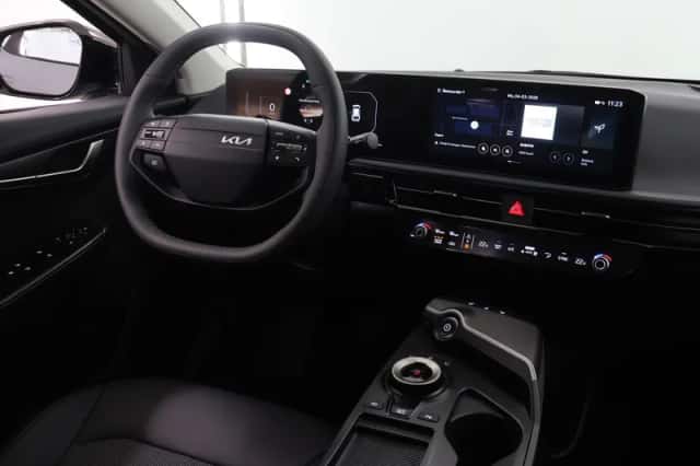 Kia EV6 (2026) thumbnail 9