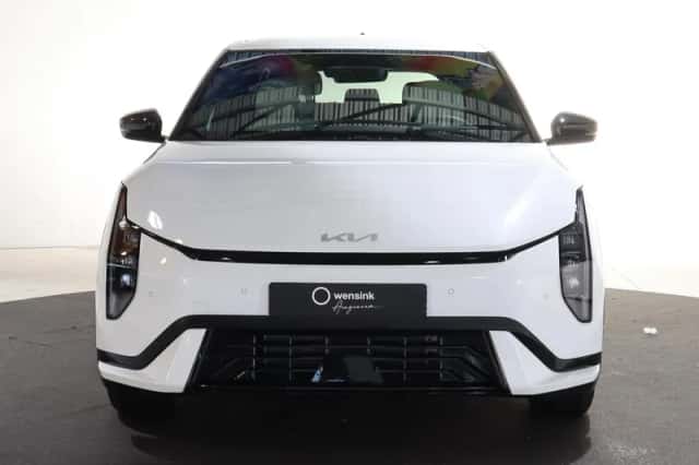 Kia EV4 (2026) thumbnail 3