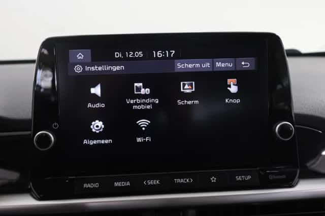 Kia Picanto (2022) thumbnail 16
