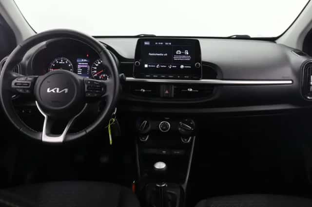 Kia Picanto (2022) thumbnail 8
