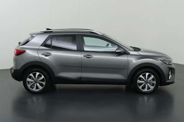 Kia Stonic (2025) thumbnail 6
