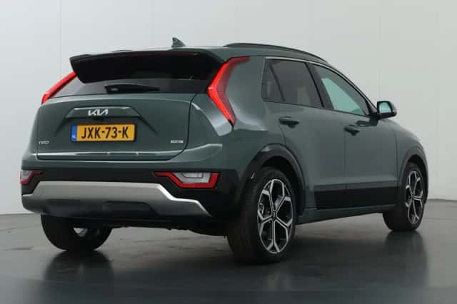 Kia Niro (2025) thumbnail 2