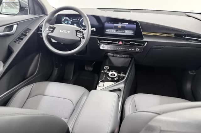 Kia Niro (2025) thumbnail 9