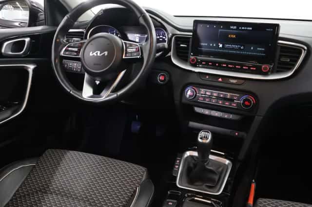 Kia XCeed (2022) thumbnail 9