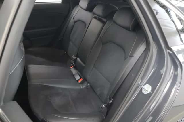 Kia Ceed (2023) thumbnail 11
