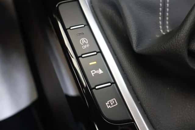 Kia Ceed (2023) thumbnail 21