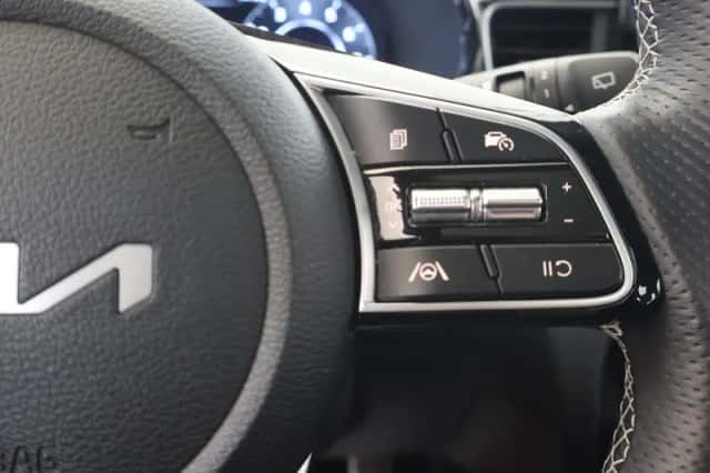 Kia Ceed (2023) thumbnail 29