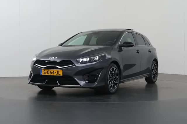 Kia Ceed (2023) thumbnail 41