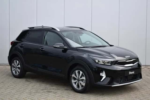 Kia Stonic (2025) thumbnail 2