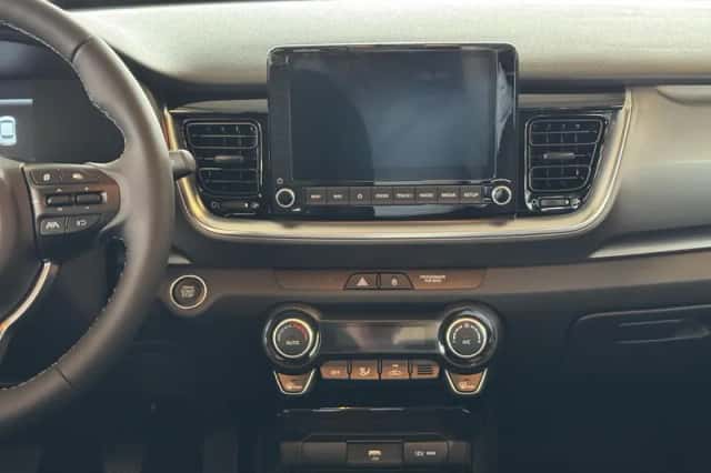 Kia Stonic (2025) thumbnail 16