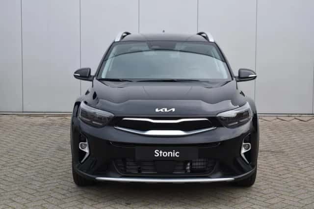 Kia Stonic (2025) thumbnail 5