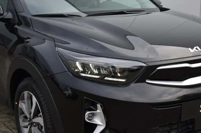 Kia Stonic (2025) thumbnail 6