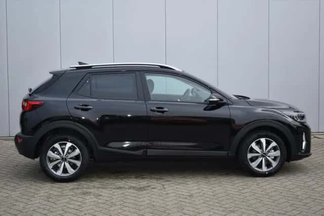 Kia Stonic (2025) thumbnail 8