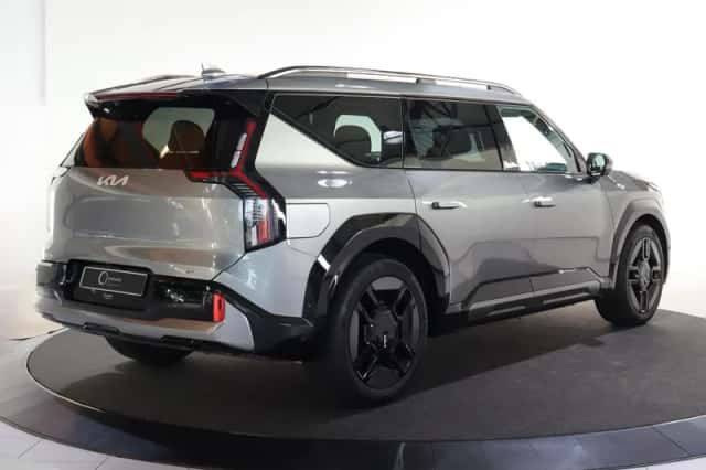 Kia EV9 (2025) thumbnail 2