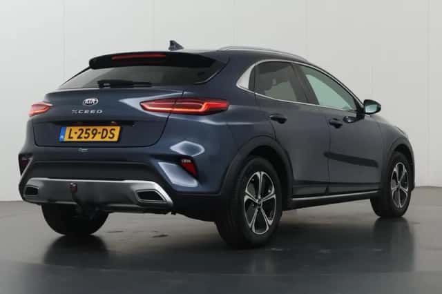 Kia XCeed (2021) thumbnail 2