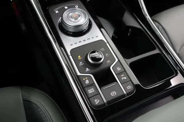 Kia Sorento (2025) thumbnail 42