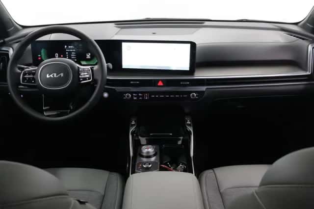Kia Sorento (2025) thumbnail 8