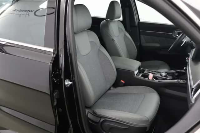 Kia Sorento (2025) thumbnail 10