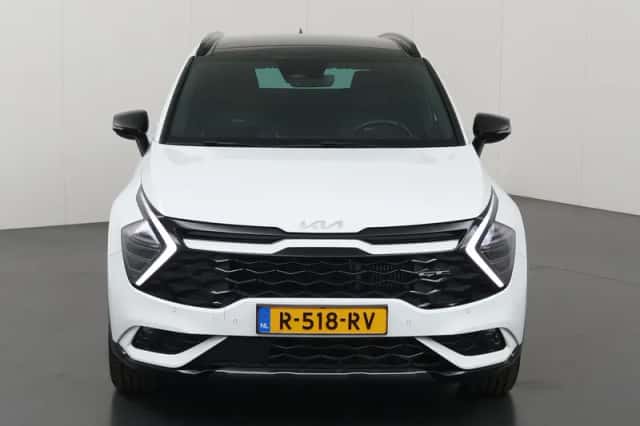 Kia Sportage (2022) thumbnail 3