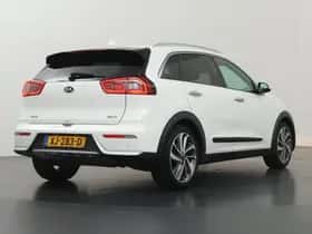 Kia Niro (2019) thumbnail 2