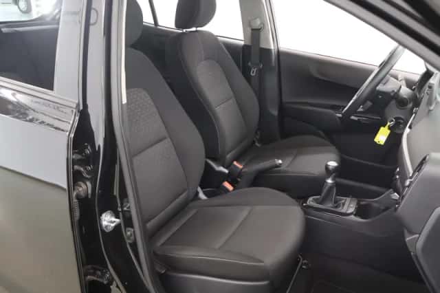 Kia Picanto (2023) thumbnail 10