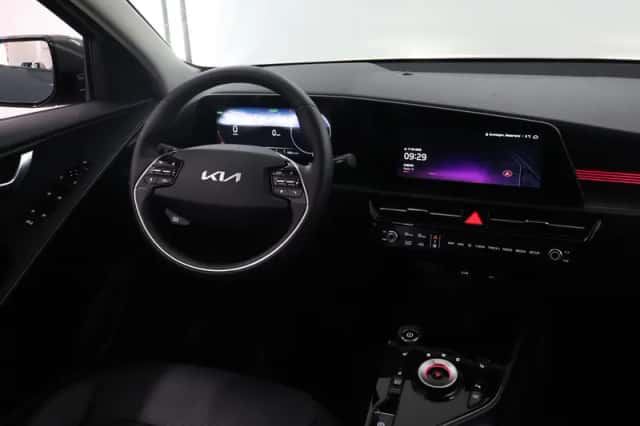 Kia Niro EV (2025) thumbnail 9