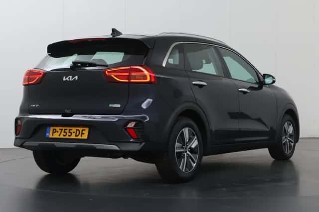 Kia Niro (2022) thumbnail 2