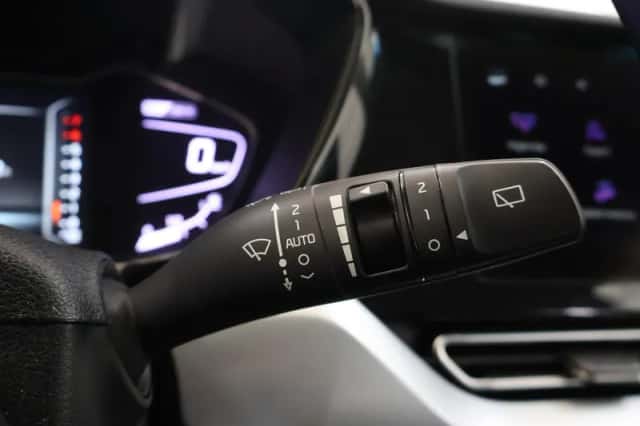 Kia Niro (2022) thumbnail 25