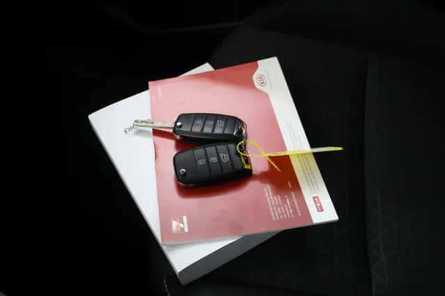 Kia Picanto (2021) thumbnail 26