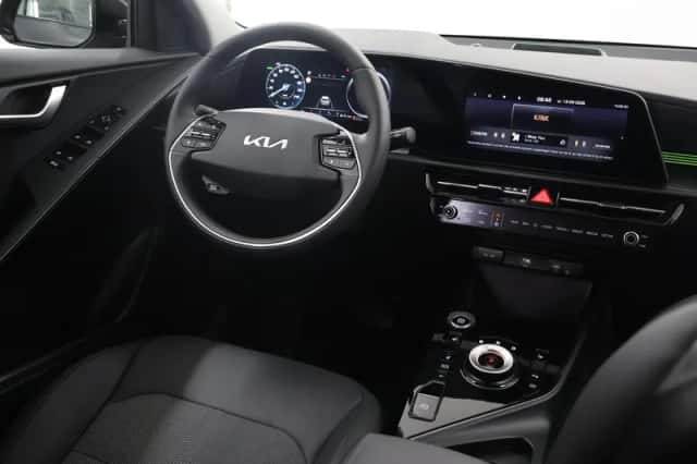 Kia Niro (2025) thumbnail 9