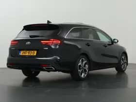 Kia Ceed Sportswagon (2021) thumbnail 2