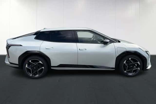 Kia EV4 (2026) thumbnail 6
