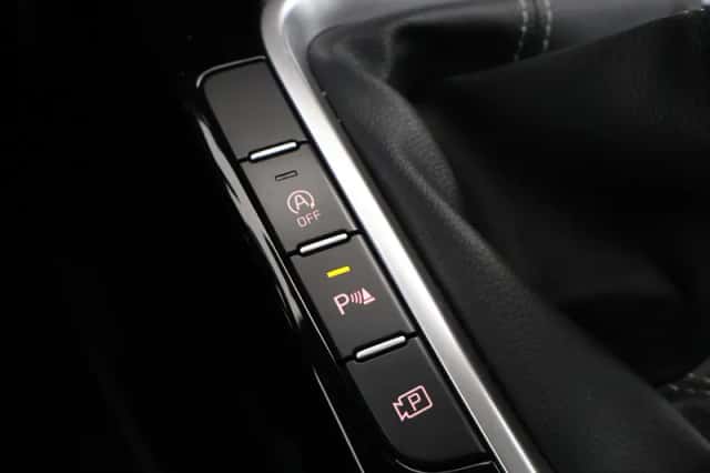 Kia Proceed (2024) thumbnail 24