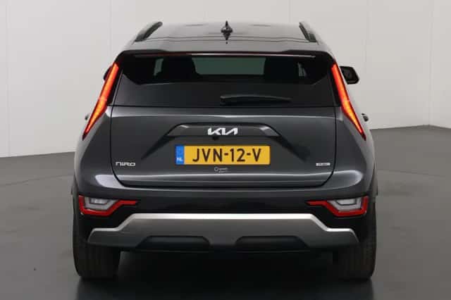 Kia Niro (2025) thumbnail 4