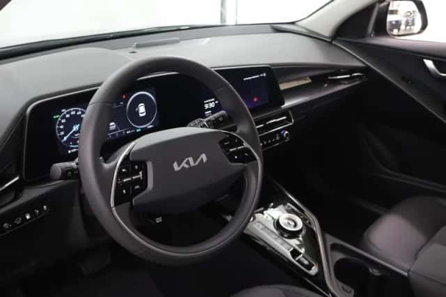 Kia Niro (2025) thumbnail 7