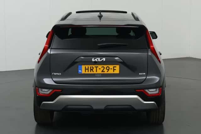 Kia Niro (2025) thumbnail 4