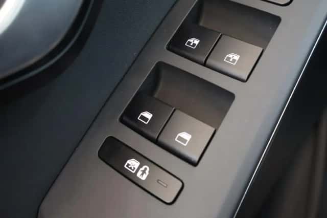 Kia Niro (2025) thumbnail 36
