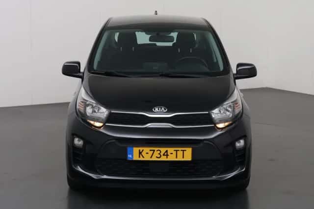 Kia Picanto (2021) thumbnail 3
