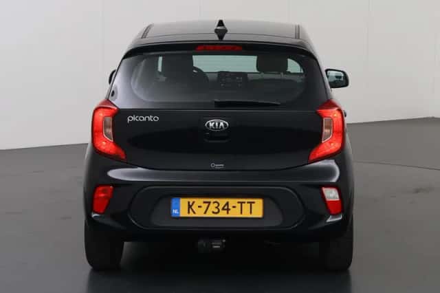 Kia Picanto (2021) thumbnail 4